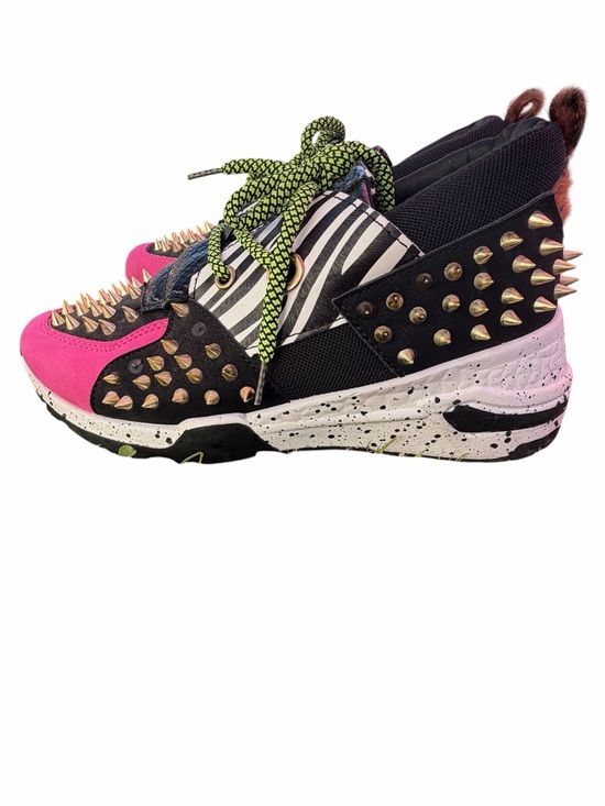 Cape Robbin Shoes - Cape Robbin Pink and Black Spike-Embellished Fashion Sneakers Size 7